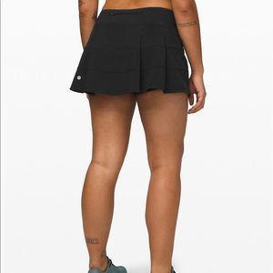 Lululemon skirt size 2